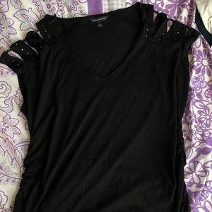 💎Rock & Republic Black Studded Shoulder Top💎